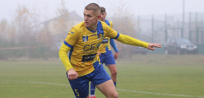 Dominik Rybacki z zerwanymi więzadłami. To nie koniec poważnych kontuzji w Rawysie