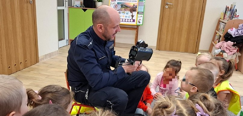 Tuchola: Z najmłodszymi o bezpieczeństwie w ruchu drogowym