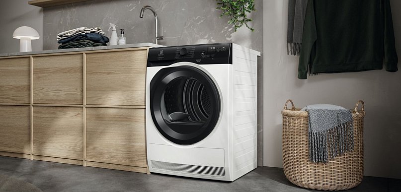 SteamCare – szybkie odświeżanie ubrań i redukcja zagnieceń