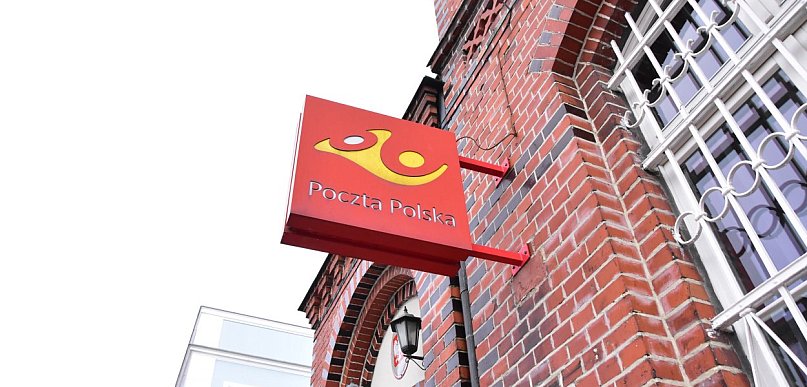 Od czego zależą godziny pracy placówek pocztowych?