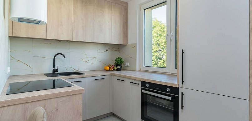 Czy można kupić same fronty do szafek? Eksperci z BlowElementy.pl odpowiadają