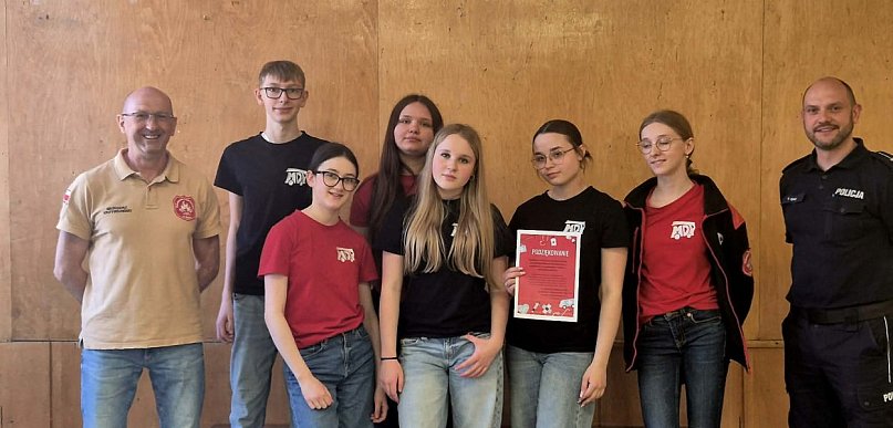 Młodzi druhowie szkolili uczniów z pierwszej pomocy