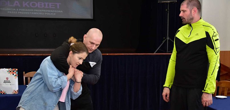 W Kęsowie panie uczyły się samoobrony