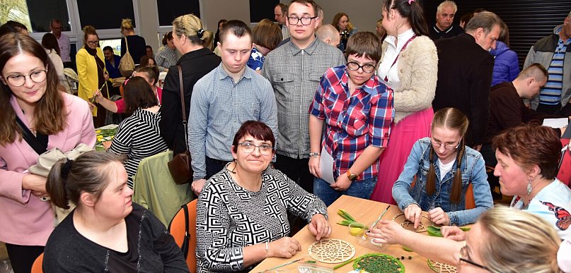 WTZ Tuchola: Wystawa o tym, jak ważna w życiu człowieka jest praca / ZDJĘCIA