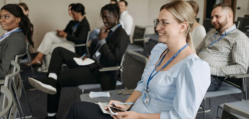 Szkolenia BHP Warszawa - Ile kosztuje kompleksowa obsługa BHP i co wchodzi w zakre