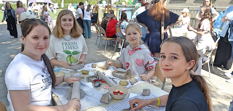 Tuchola. Co komu w duszy grało. Rodzinny festyn w Szkole Podstawowej nr 2 / FOT