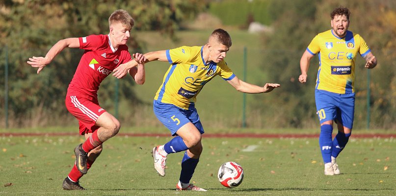 Historyczne derby dla Rawysa CEO. Sześć goli i rekordowa frekwencja - 24153
