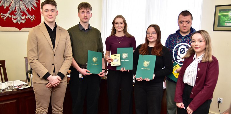 Młodzieżowa Rada Powiatu Tucholskiego ma nowe logo. Kto je zaprojektował?