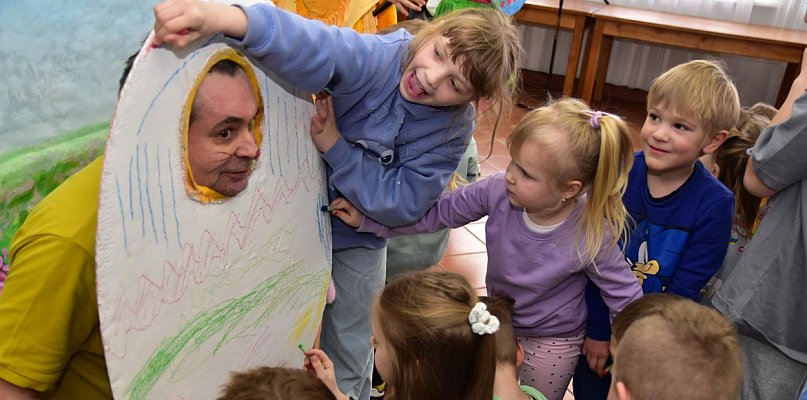 Kęsowo: Spektakl o zającach / ZDJĘCIA