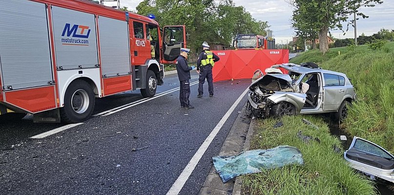 Mieszkaniec Tucholi i pasażerka zginęli w wypadku na DK22