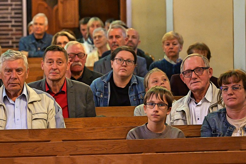 Trwa festiwal organowy w Tucholi. Chór z Gdyni