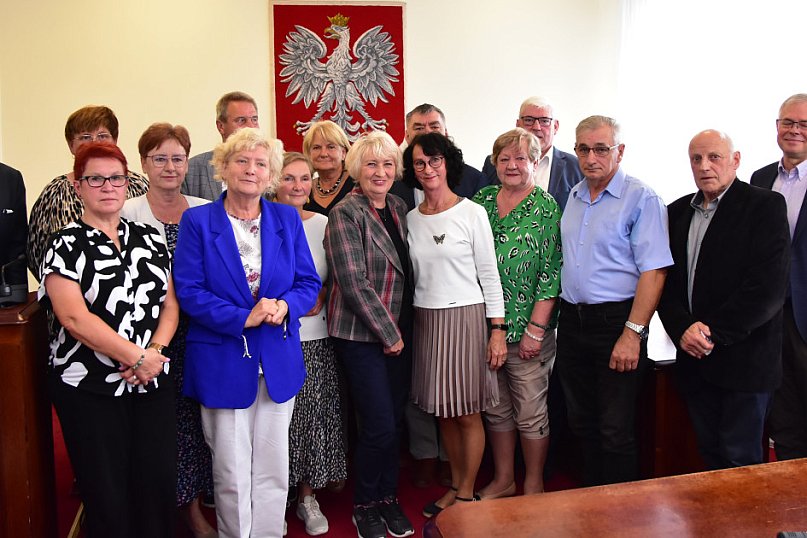 Znamy skład Rady Seniorów Powiatu Tucholskiego. Kto będzie reprezentował głos osób 60+ na forum powiatu?