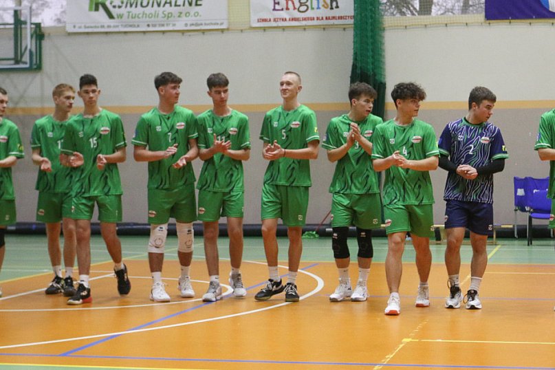 Siatkówka - liga wojewódzka juniorów: Siatkówka Męska MLKS Tucholanka Tuchola - Toruński Klub Siatkarski 0:3