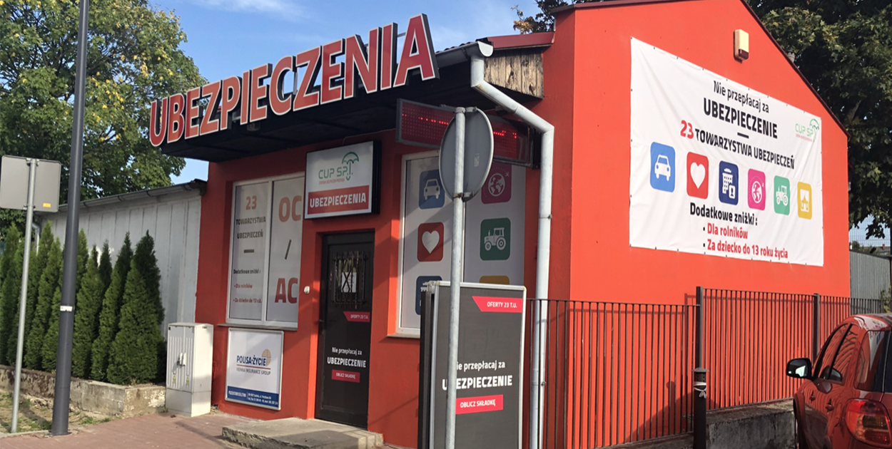 Osoby, które interesują ubezpieczenia w Tucholi , mogą skorzystać z pomocy doradców CUP Centrum Ubezpieczeń Przerada w placówce przy ul. Pocztowej 8A. Źródło zdjęcia: własne – cuprzerada.pl 