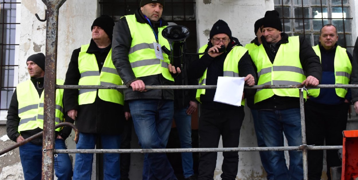 12 grudnia rolnicy z powiatów tucholskiego i sępoleńskiego protestowali w Gostycynie. Fot. Anna Lipska