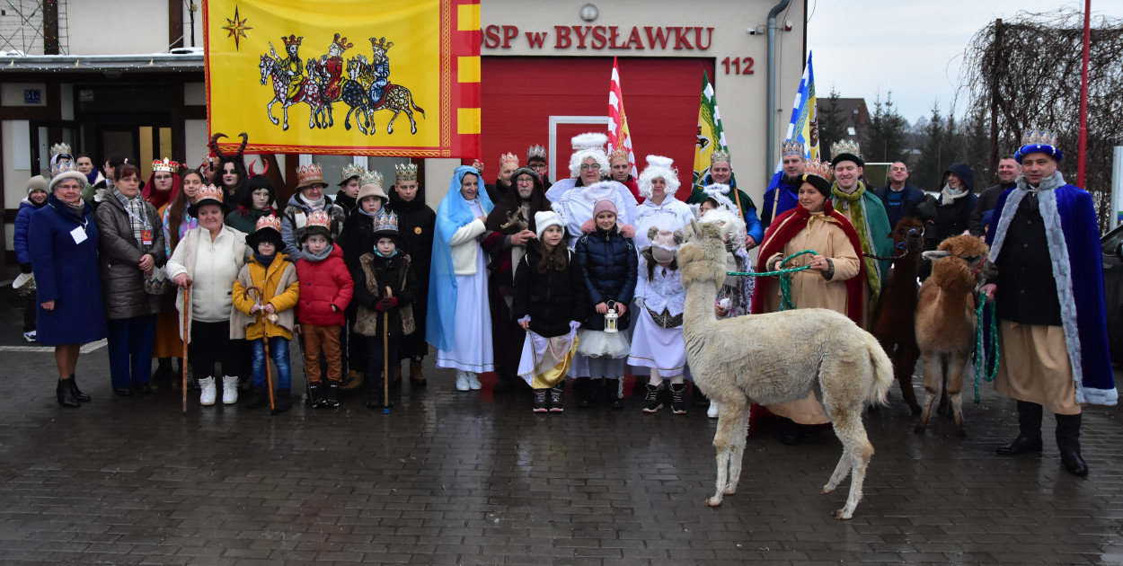 Orszak Trzech Króli w Bysławku to wydarzenie, w którym zdecydowanie warto wziąć udział. Fot. Anna Lipska