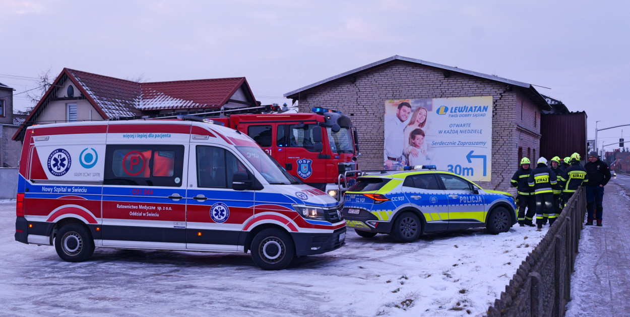 Niepokojące zgłoszenie z Bysławia do mężczyzny w samochodzie. A jak się skończyło?