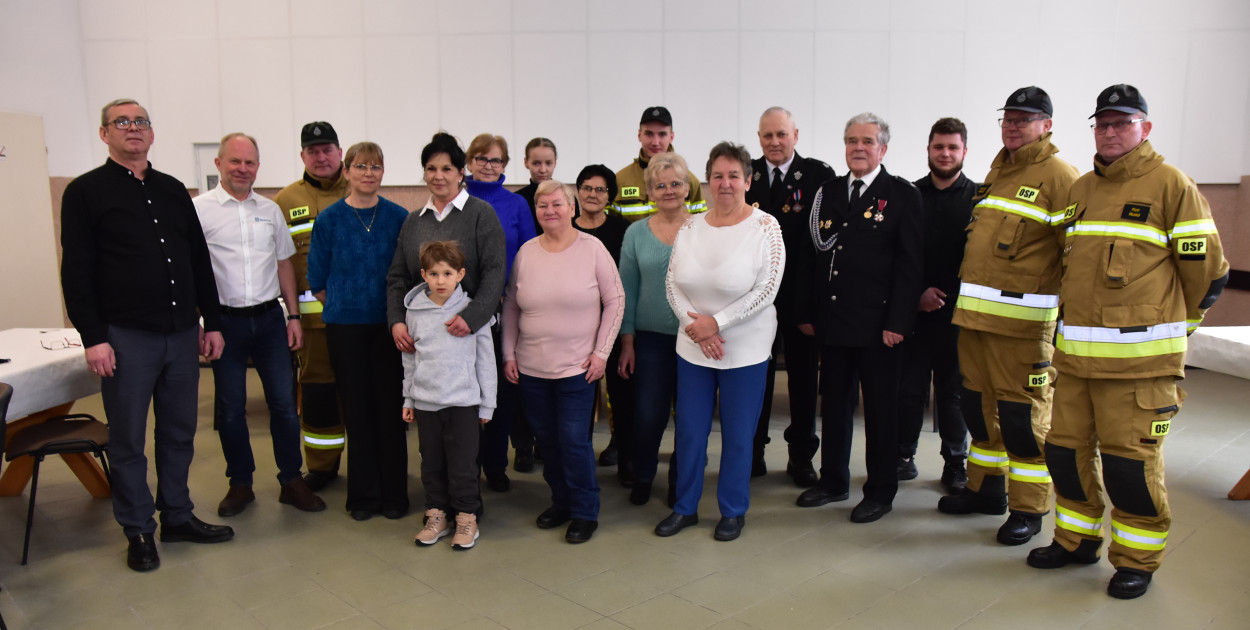 Minikowo: W czynie społecznym zadbali o akustykę w sali świetlicy wiejskiej / FOT