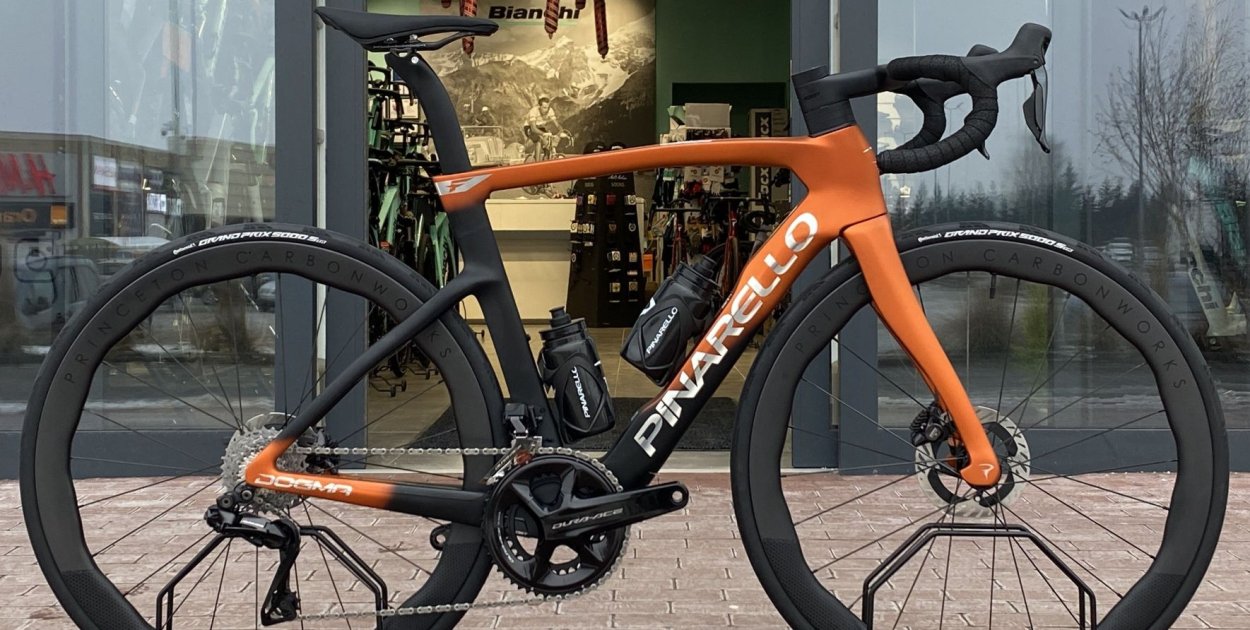 Technologie stosowane w rowerach Pinarello – aerodynamika, karbon i wyścigowe DNA