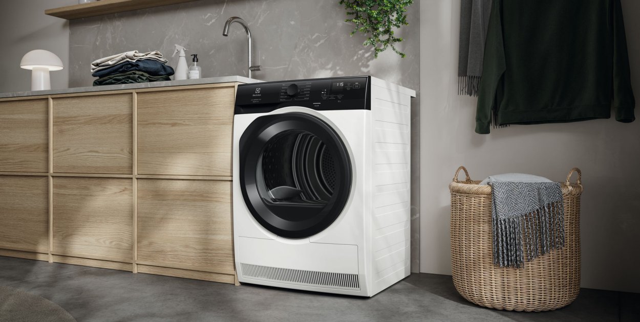 SteamCare – szybkie odświeżanie ubrań i redukcja zagnieceń